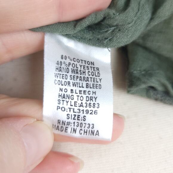 Umgee Green Floral Embroidered Peasant Blouse Long Sleeve Lightweight Small - Picture 10 of 11